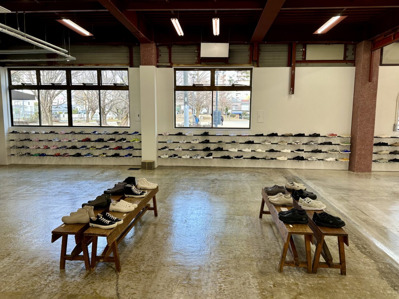 2026年ムーンスター直営店「PLATO MOONSTAR」